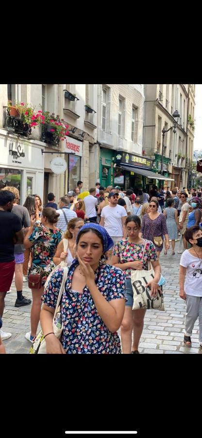 Cosy Marais Paris Lägenhet Exteriör bild