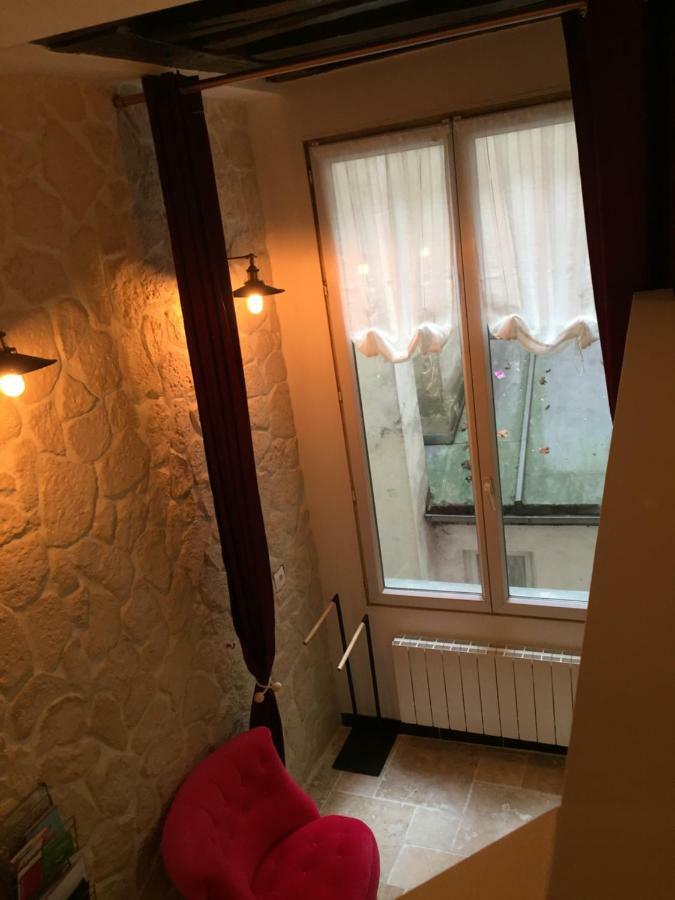 Cosy Marais Paris Lägenhet Exteriör bild